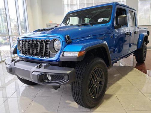 2026 Jeep Gladiator Sport S