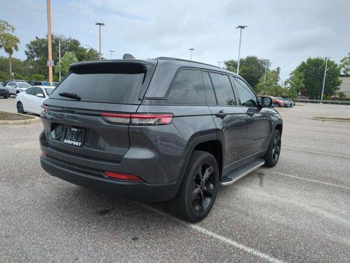 2024 Jeep Grand Cherokee Altitude