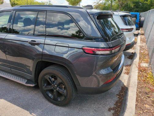 2024 Jeep Grand Cherokee Altitude