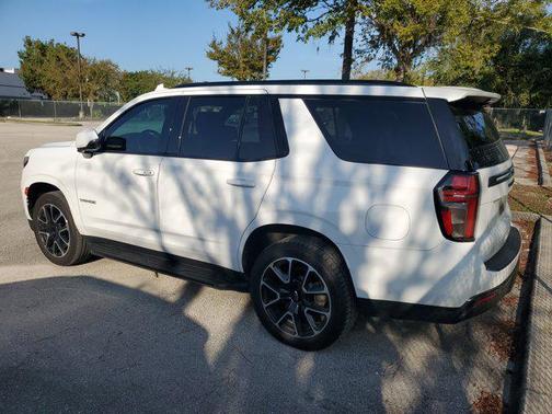2022 Chevrolet Tahoe 2WD RST