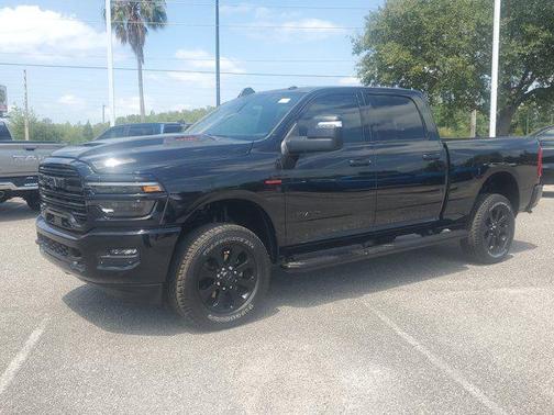 2025 RAM 2500 Laramie Crew Cab 4x4 6'4' Box
