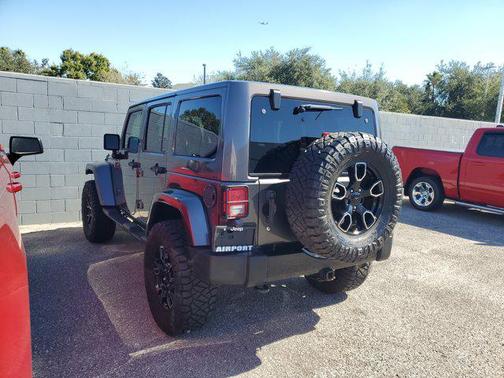 2017 Jeep Wrangler Unlimited Smoky Mountain 4x4