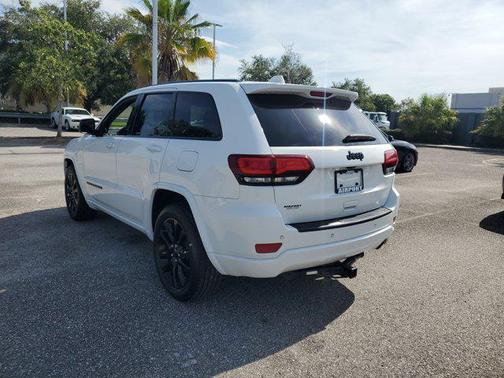 2020 Jeep Grand Cherokee Altitude