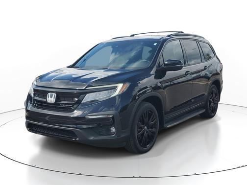 Crystal Black Pearl 2020 Honda Pilot AWD Black Edition