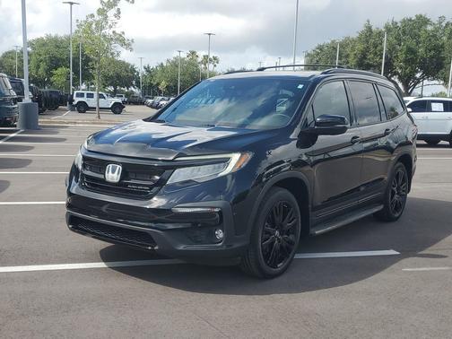 Crystal Black Pearl 2020 Honda Pilot AWD Black Edition