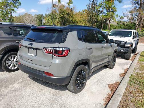 2023 Jeep Compass Latitude