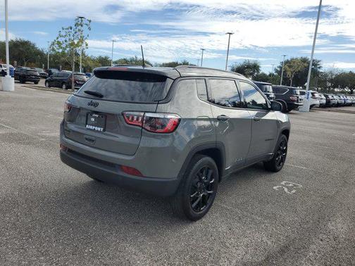 2023 Jeep Compass Latitude