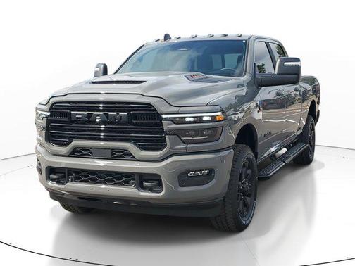 Ceramic Gray Clearcoat 2026 RAM 3500 Laramie Crew Cab 4x4 6'4' Box