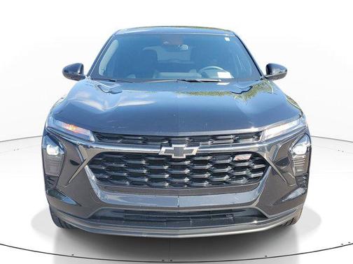 Mosaic Black Metallic 2024 Chevrolet Trax FWD 1RS