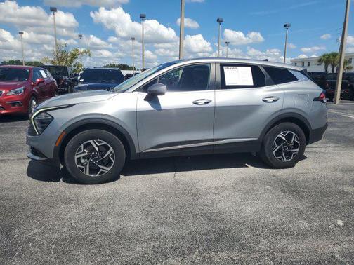 2024 Kia Sportage LX