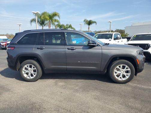 2023 Jeep Grand Cherokee Limited X