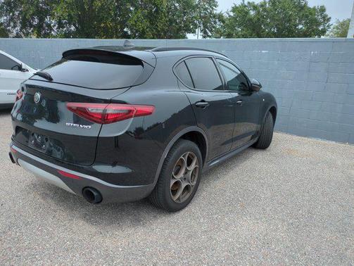 2023 Alfa Romeo Stelvio Ti
