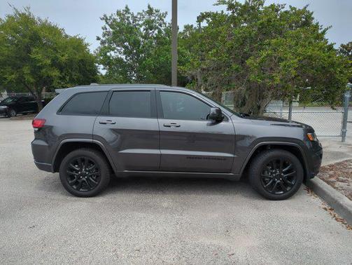 2019 Jeep Grand Cherokee Altitude