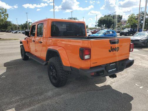 2025 Jeep Gladiator High Tide