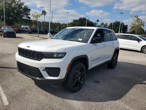 2025 Jeep Grand Cherokee Altitude