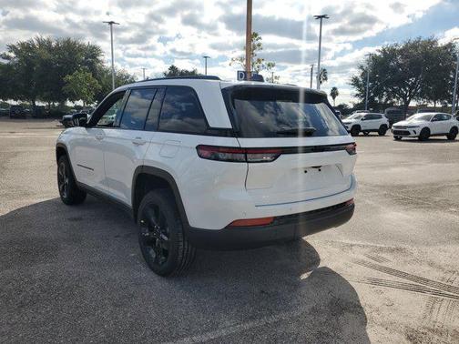 2025 Jeep Grand Cherokee Altitude