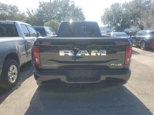 2025 RAM 3500 Laramie Crew Cab 4x4 8' Box