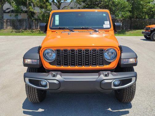 2025 Jeep Gladiator Sport S