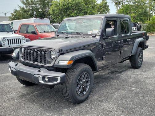 2025 Jeep Gladiator Sport S