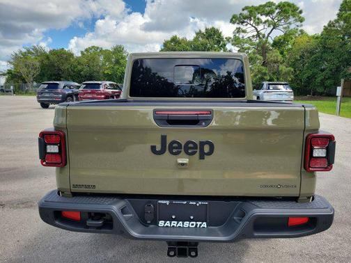 2025 Jeep Gladiator High Tide