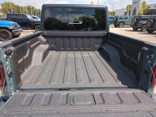 2025 Jeep Gladiator Sport S