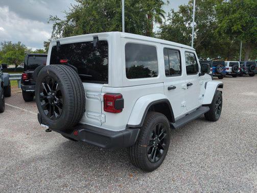 2025 Jeep Wrangler 4xe Sahara