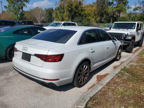 2019 Audi A4 40 Premium