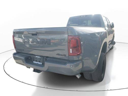 2026 RAM 3500 Laramie Crew Cab 4x4 8' Box