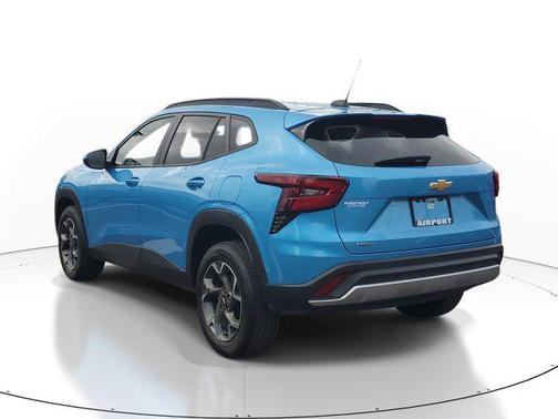 Marina Blue Metallic 2025 Chevrolet Trax LT