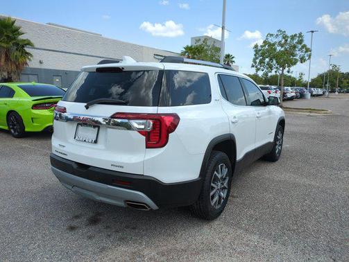 2023 GMC Acadia AWD SLT