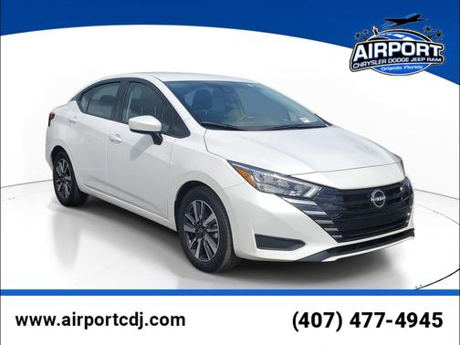 Aspen White Tricoat 2025 Nissan Versa 1.6 SV