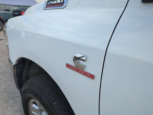 2020 RAM 2500 Tradesman Crew Cab 4X4 8' Box