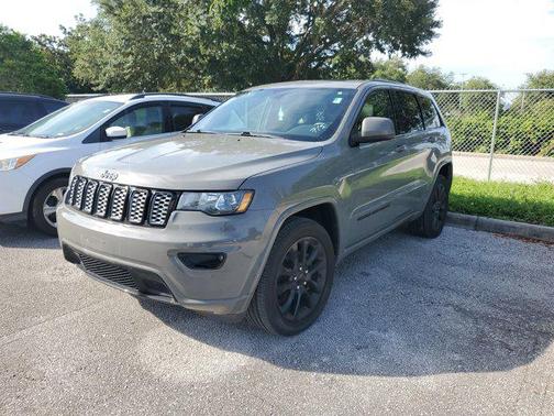 2020 Jeep Grand Cherokee Altitude