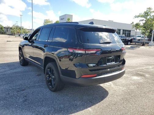 2025 Jeep Grand Cherokee L Altitude