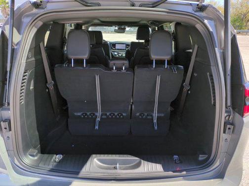 2025 Chrysler Pacifica L