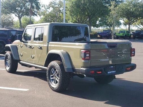 41 2026 Jeep Gladiator Mojave 4x4