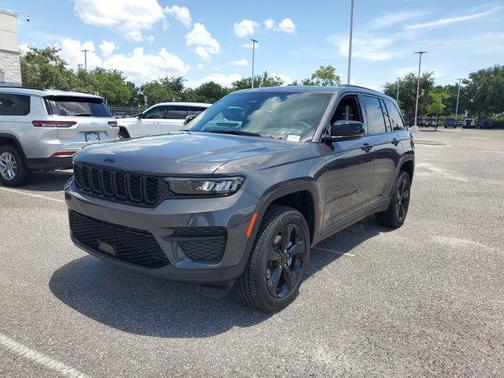 2025 Jeep Grand Cherokee Altitude