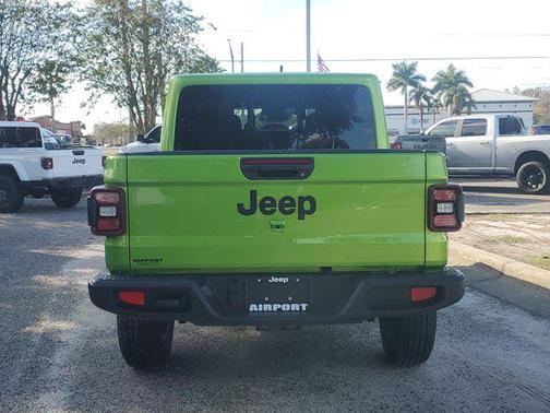 2026 Jeep Gladiator Sport S