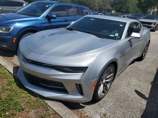 Silver Ice Metallic 2018 Chevrolet Camaro 1LT