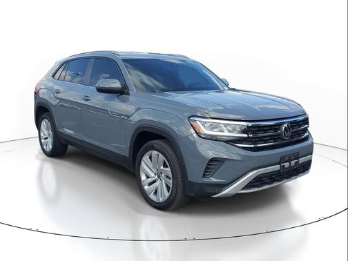 Platinum Gray Metallic 2020 Volkswagen Atlas Cross Sport 2.0T SE w/Technology