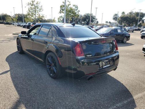 2023 Chrysler 300 C