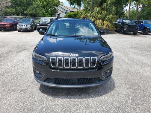 2022 Jeep Cherokee Latitude Lux