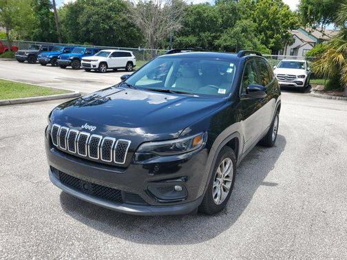 2022 Jeep Cherokee Latitude Lux