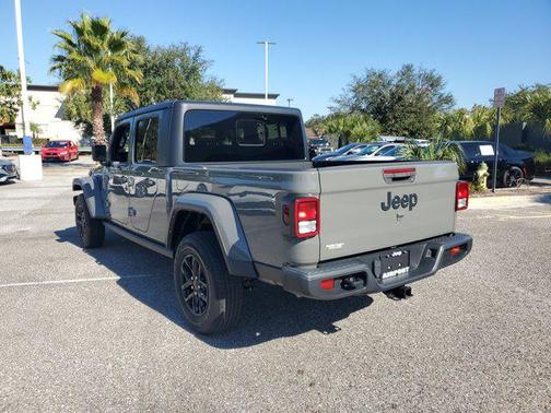 2022 Jeep Gladiator Altitude 4x4