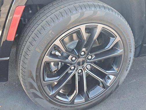 2024 Jeep Grand Wagoneer L Series II 4x4