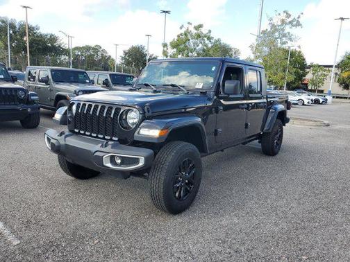 2021 Jeep Gladiator Sport S