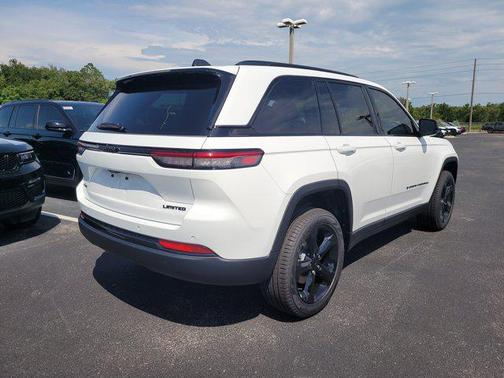 2025 Jeep Grand Cherokee Limited X