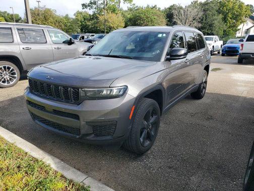 2023 Jeep Grand Cherokee L Altitude