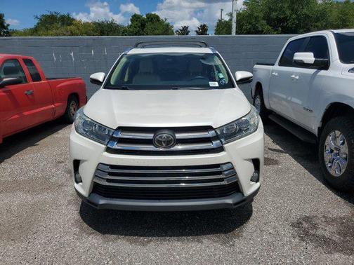 2017 Toyota Highlander Limited