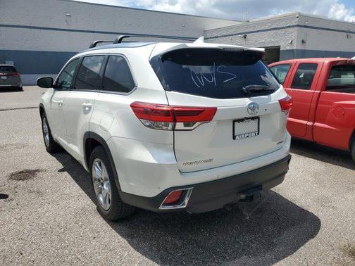 2017 Toyota Highlander Limited